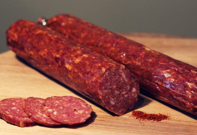 Pepperoni? Khám phá loại xúc xích cay hấp dẫn gây sốt 5