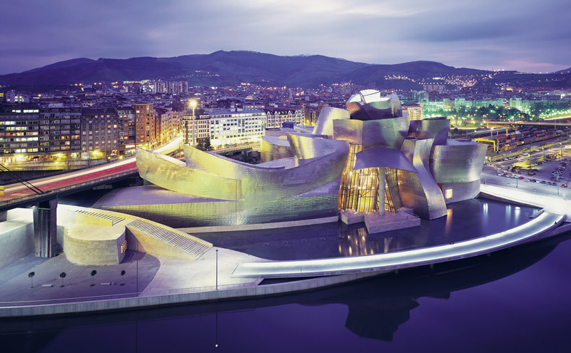 Bảo tàng Guggenheim Bilbao, biểu tượng nghệ thuật và kiến trúc đương đại 5