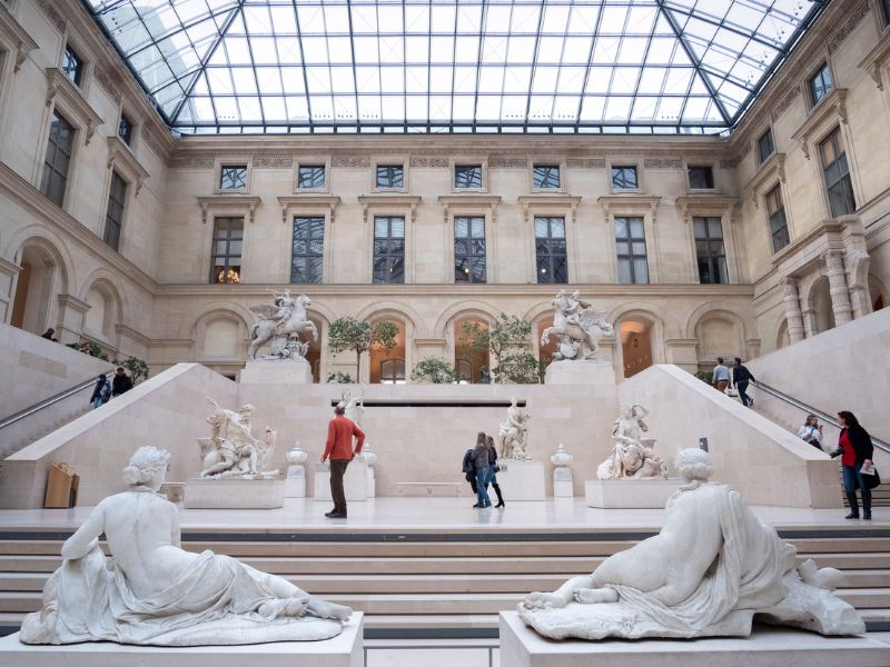 Khám phá bảo tàng Louvre: Thiên đường nghệ thuật của Paris 10