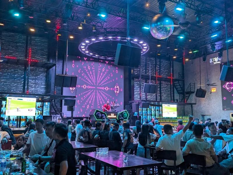 Top 10 bar Vũng Tàu lý tưởng để chill và vui chơi về đêm 4