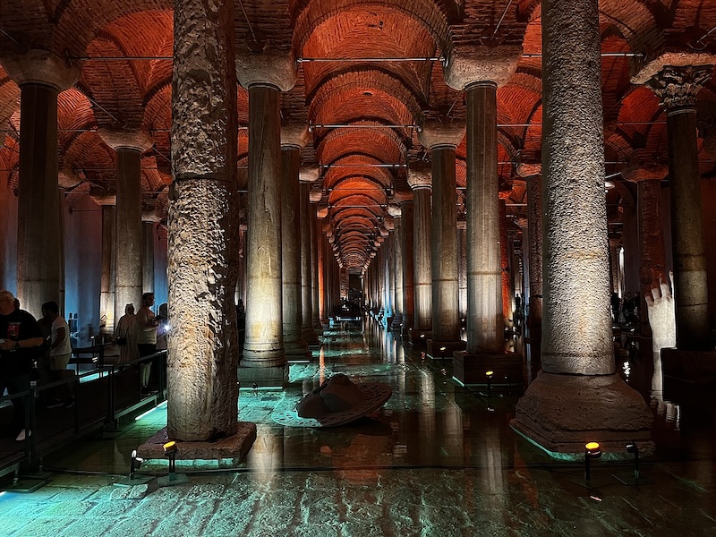 Basilica Cistern: Tuyệt tác bể chứa nước ngầm tại Istanbul 2