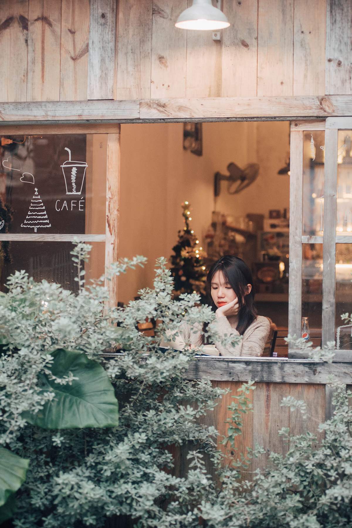 Bayhops café Quảng Bình và không gian nhà gỗ mộng mơ 8