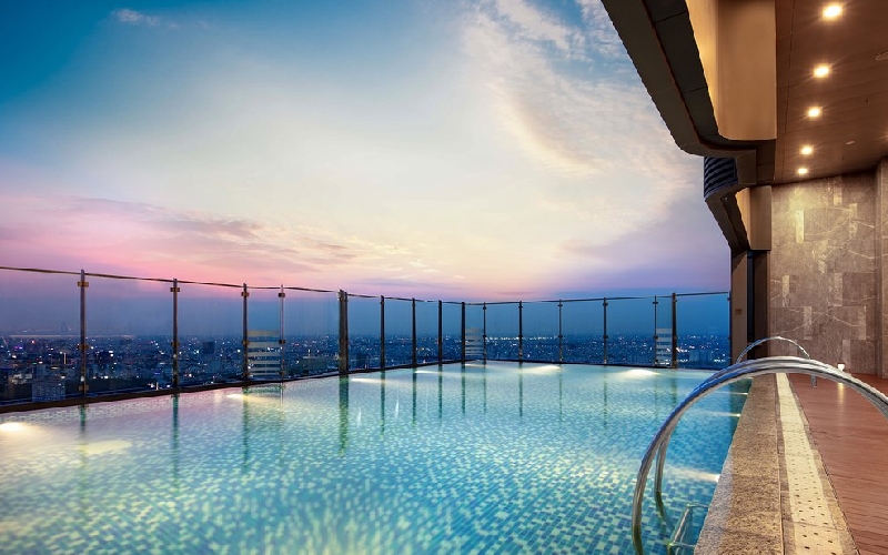 Top 12 bể bơi vô cực có tọa độ check in đẹp nhất Sài Gòn 8
