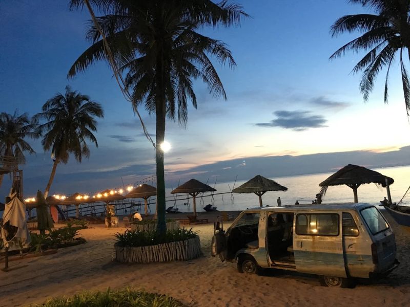 Top 10 beach bar Phú Quốc đẹp và “chill” nhất để ngắm hoàng hôn 3
