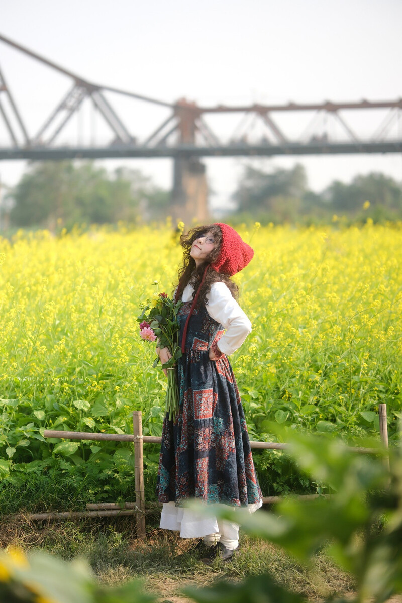 Check-in bến hoa Phúc Xá Ba Đình: Góc sống chậm rực rỡ giữa lòng Hà Nội 5