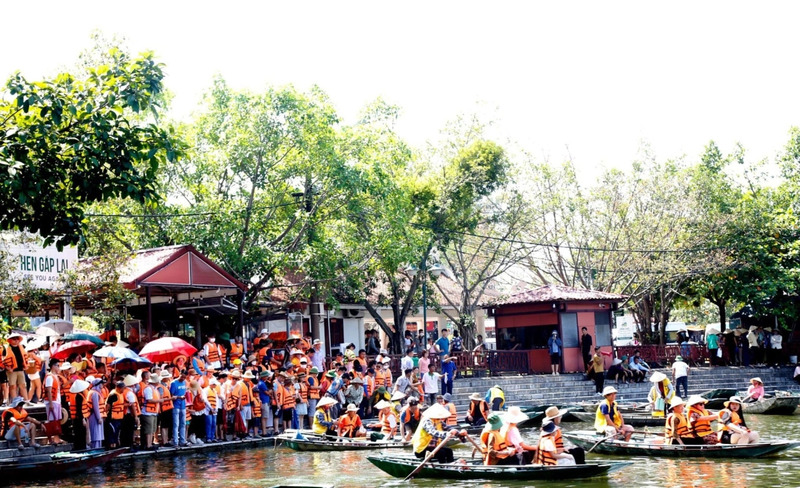Khám phá bến thuyền Tam Cốc, nơi bắt đầu hành trình đáng nhớ 3