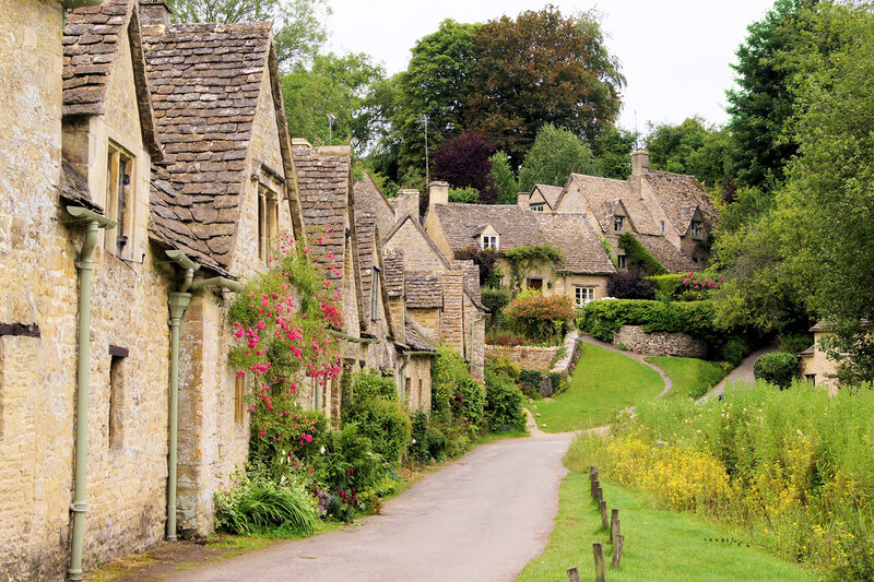 Lạc lối tại làng Bibury thơ mộng giữa vùng Cotswolds nước Anh 2