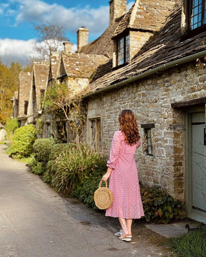 Lạc lối tại làng Bibury thơ mộng giữa vùng Cotswolds nước Anh 7
