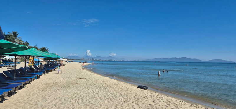 Biển An Bàng Hội An, top 50 bãi biển đẹp và hoang sơ nhất thế giới 5