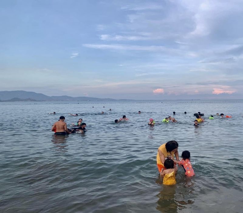 Biển Bình Sơn: Kinh nghiệm khám xứ sở của nắng và gió 4