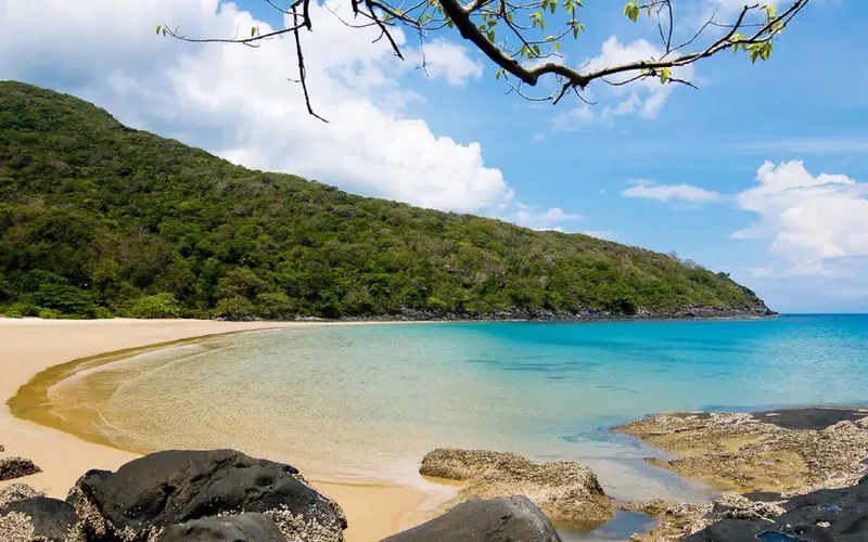 Top 7 bãi biển Côn Đảo đẹp nhất mà du khách không nên bỏ lỡ 9