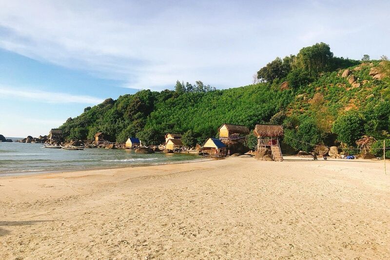 10 bãi biển Huế đẹp mang hơi thở xanh mát trong lành 4