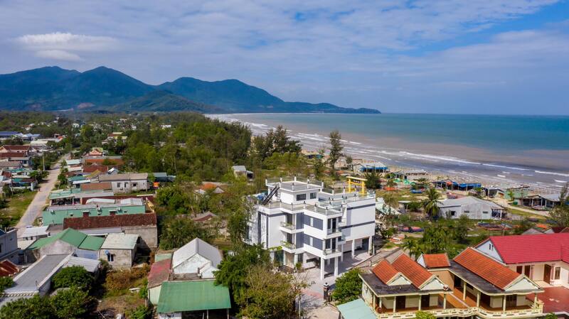 10 bãi biển Huế đẹp mang hơi thở xanh mát trong lành 9