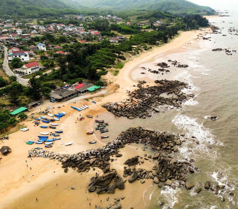 Khám phá biển Kỳ Xuân Hà Tĩnh với vẻ đẹp hoang sơ 2