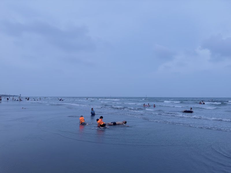 Top 5 bãi biển Nam Định hút hồn biết bao du khách gần xa 4