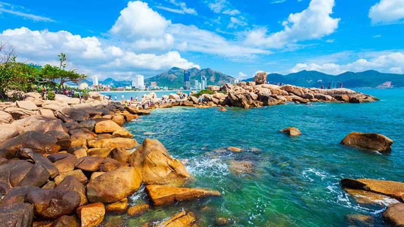 9 bãi biển Nha Trang đẹp say lòng du khách 5