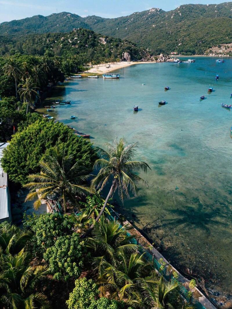 9 bãi biển Nha Trang đẹp say lòng du khách 6
