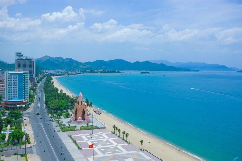 9 bãi biển Nha Trang đẹp say lòng du khách 2