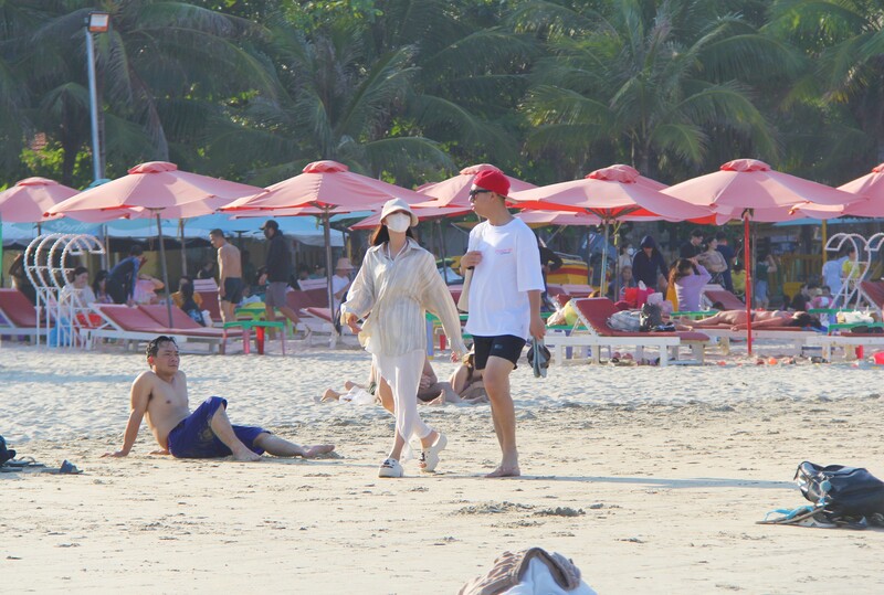 Biển Phạm Văn Đồng điểm hẹn xanh giữa lòng Đà Nẵng 8