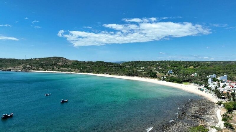 Top 10 bãi biển Phú Yên hoang sơ và thanh bình 5