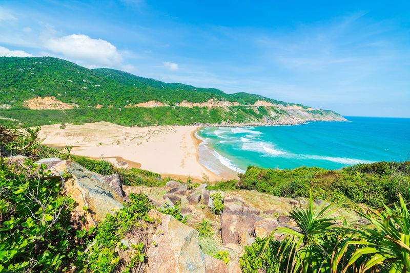 Top 10 bãi biển Phú Yên hoang sơ và thanh bình 2
