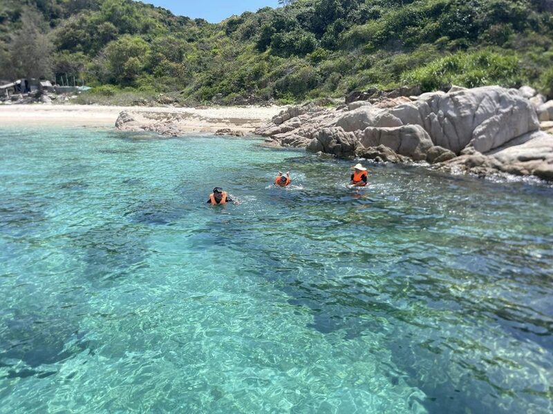 Top 10 bãi biển Phú Yên hoang sơ và thanh bình 9