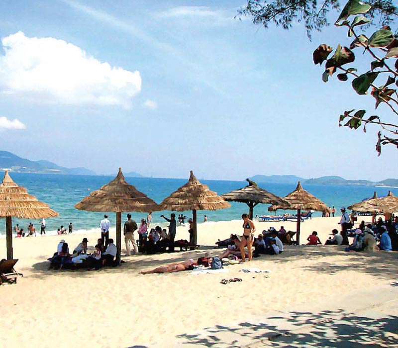Điểm danh 8 bãi biển Quảng Ninh đẹp ngất ngây cho hè này 6