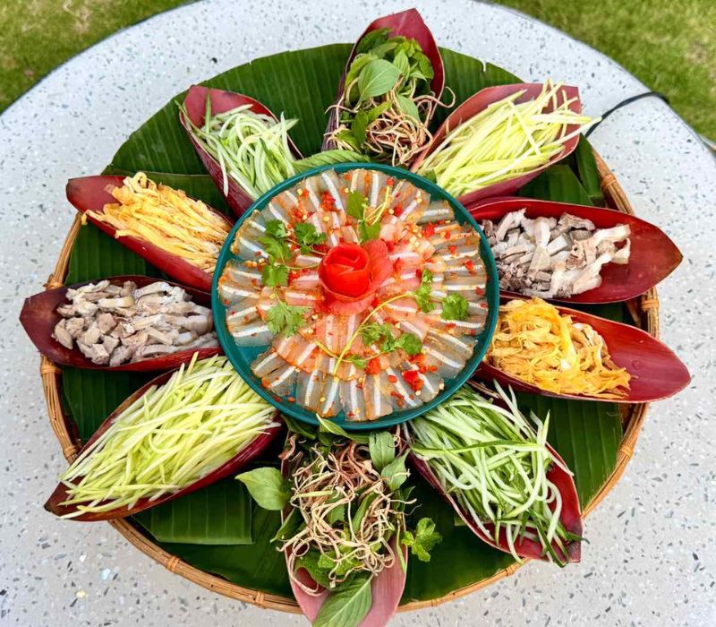 Biển Thuận Quý với vẻ đẹp hoang sơ hiếm có tại Bình Thuận 6