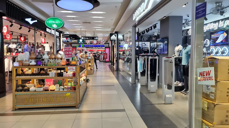 Big C Thăng Long có gì? Review mua sắm, ăn uống chi tiết 4