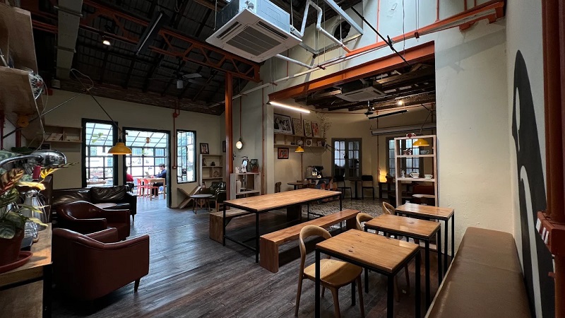 Review Blackbird Coffee, một nốt hương cà phê đậm đà giữa Hà Nội 13