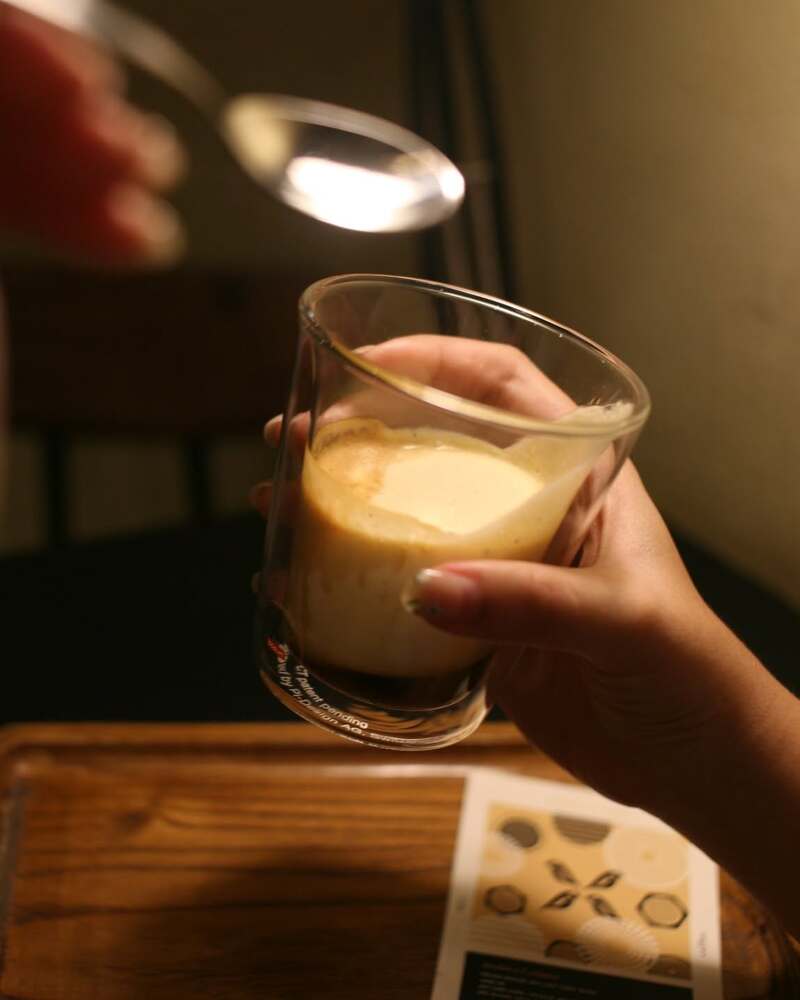 Review Blackbird Coffee, một nốt hương cà phê đậm đà giữa Hà Nội 5