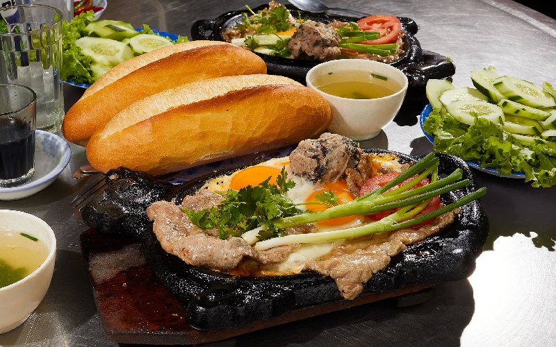 Top 15 quán bò né Đà Nẵng thơm ngon níu chân du khách 11