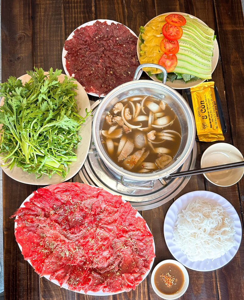 Thưởng thức Bò nhúng mắm ruốc, đặc sản trứ danh ngon đậm đà 7