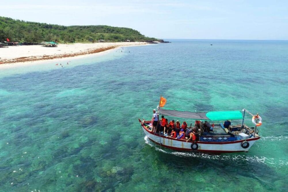 Bỏ túi lịch trình lặn biển ngắm san hô Phú Yên tự túc từ A đến Z 3