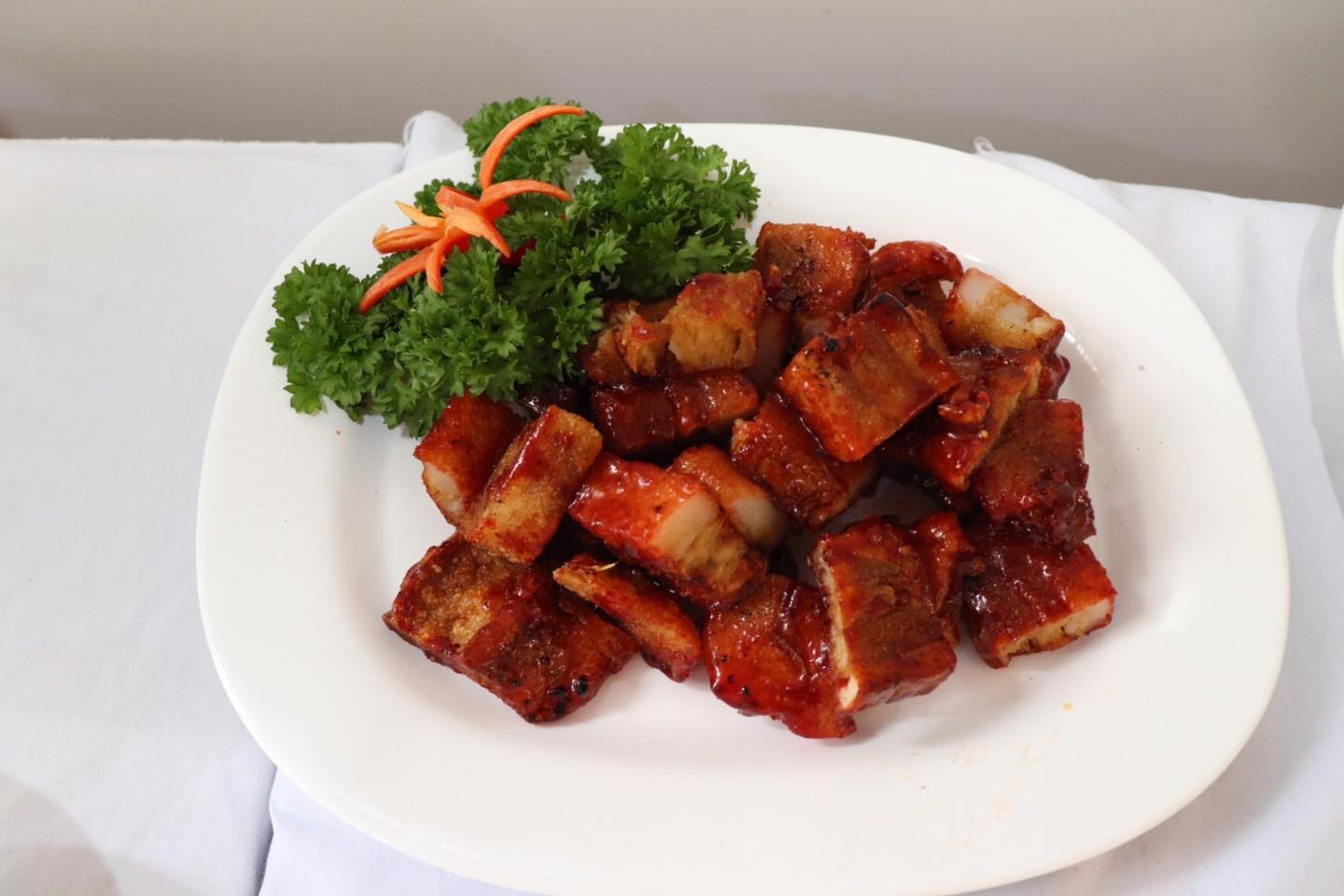 Bỏ túi top 5 địa chỉ ăn buffet Ninh Bình nổi tiếng 10