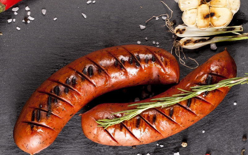 Bratwurst là gì? Khám phá món xúc xích Đức nổi danh toàn cầu 4