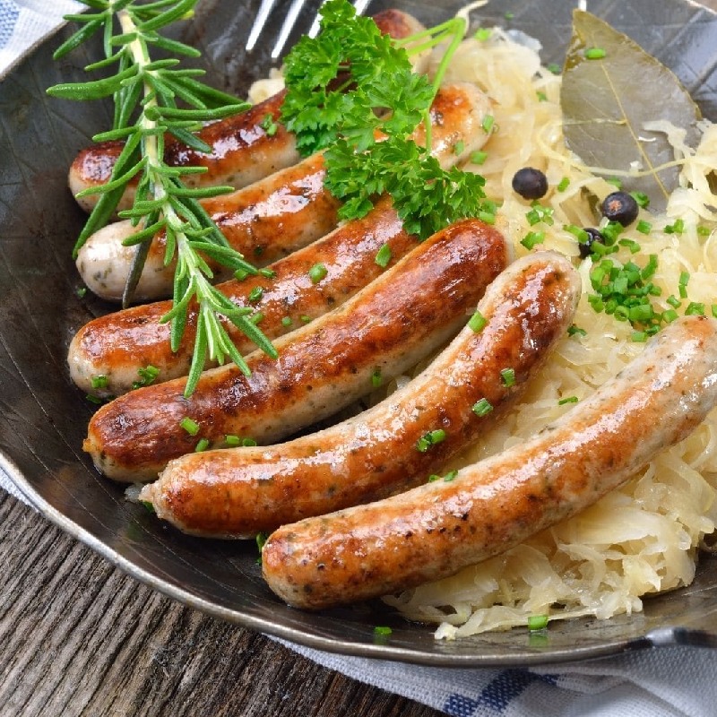 Bratwurst là gì? Khám phá món xúc xích Đức nổi danh toàn cầu 10