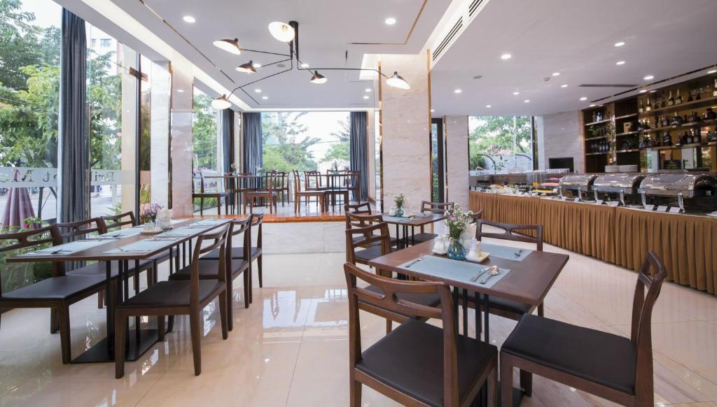 Brilliant Majestic Hotel, điểm đến bình yên trong lòng phố biển 15