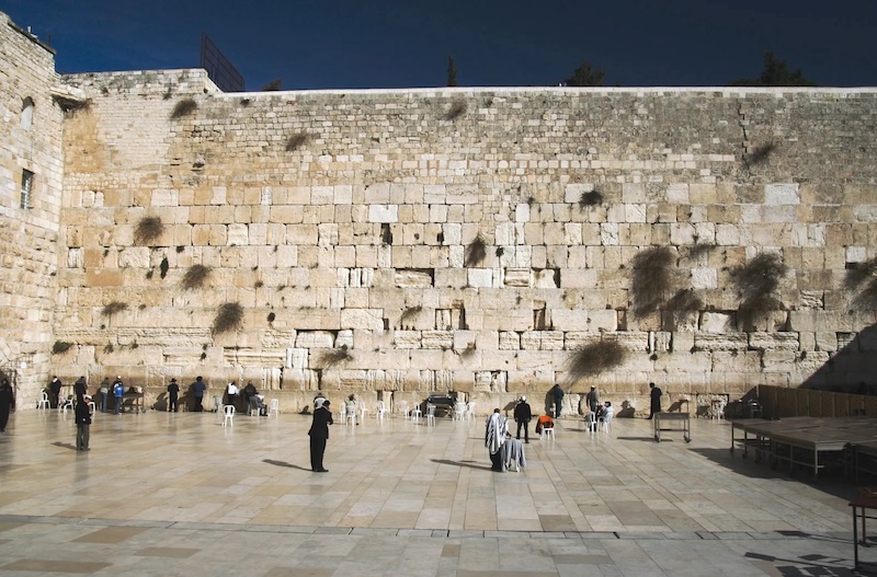 Bức tường than khóc linh thiêng của dân tộc Do Thái tại Jerusalem 3