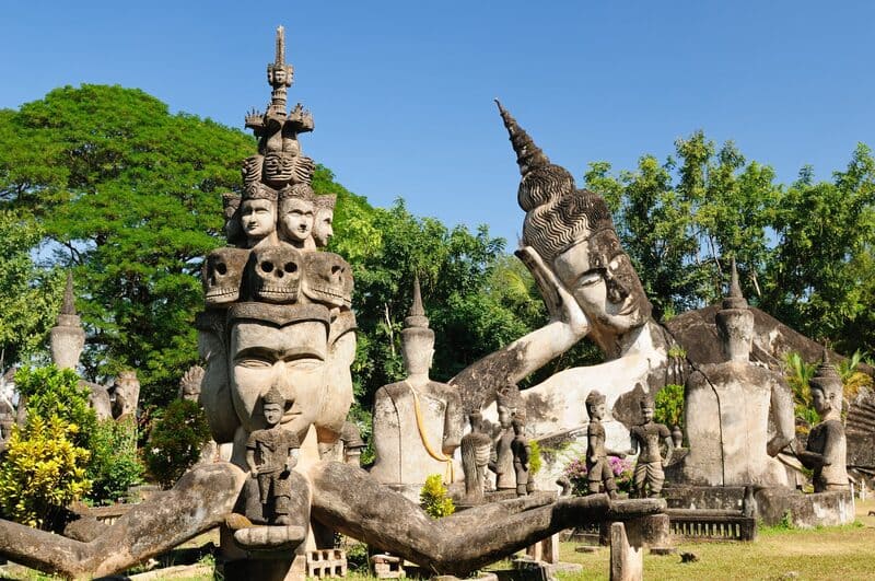 Lắng lòng nơi Buddha Park, vườn tượng Phật nổi tiếng nước Lào 4