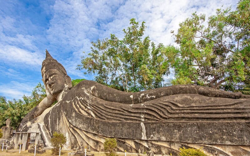 Lắng lòng nơi Buddha Park, vườn tượng Phật nổi tiếng nước Lào 5