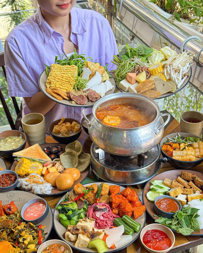 8 quán buffet chay Hà Nội menu đa dạng và thanh đạm 8