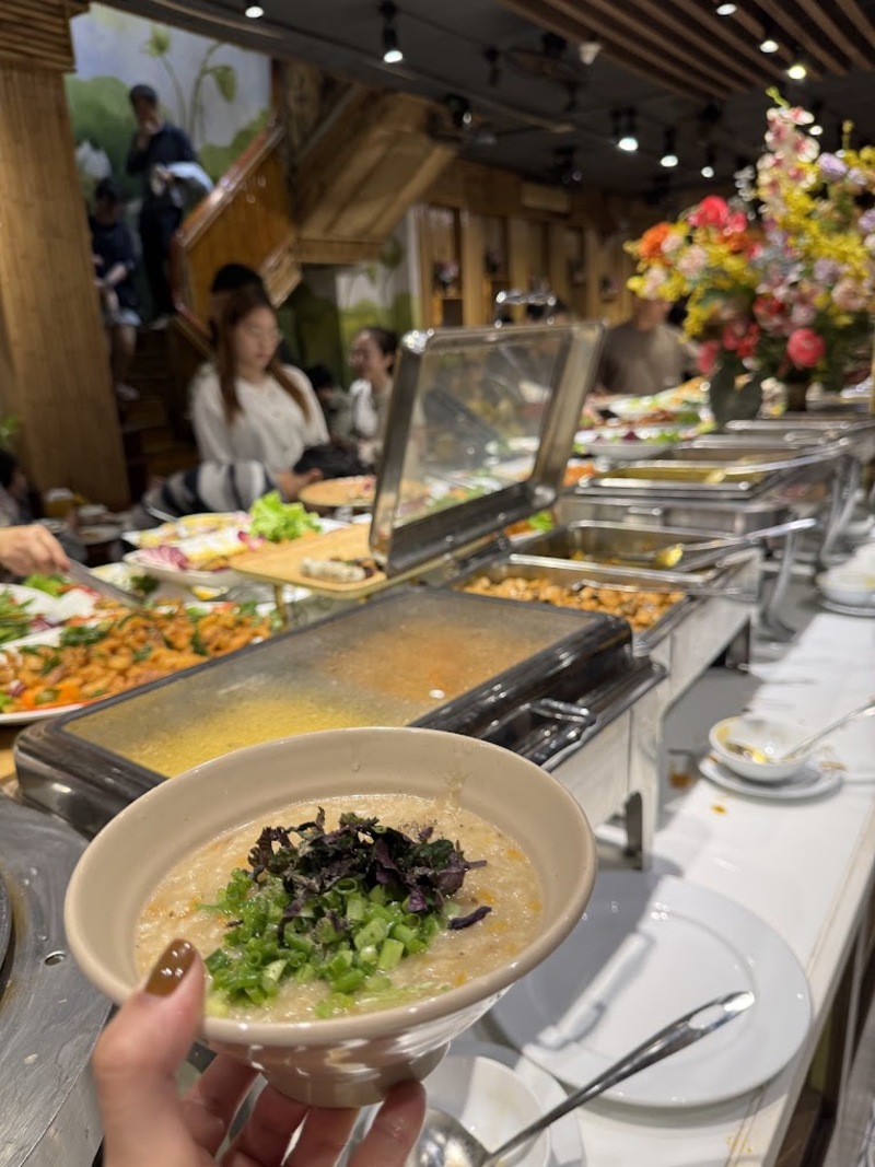 Buffet Chay Hương Thiền Hà Nội mang hương vị thanh đạm tròn đầy 8