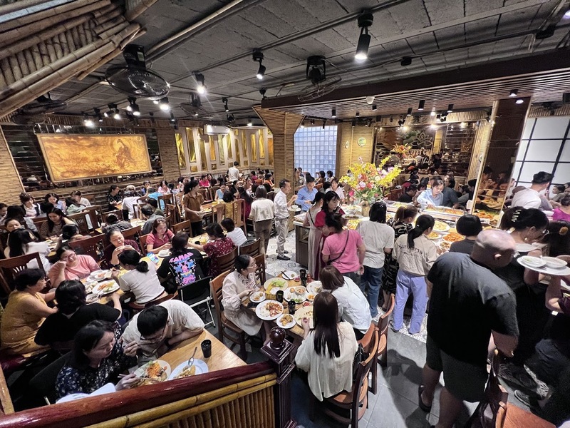 Buffet Chay Hương Thiền Hà Nội mang hương vị thanh đạm tròn đầy 10