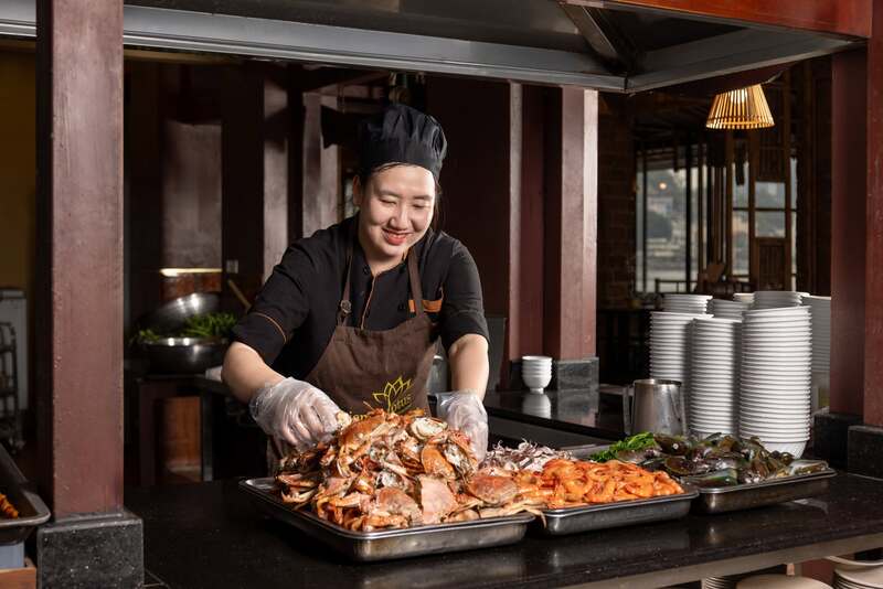 Top 8 buffet hải sản Hạ Long chất lượng cao với hương vị hấp dẫn 2
