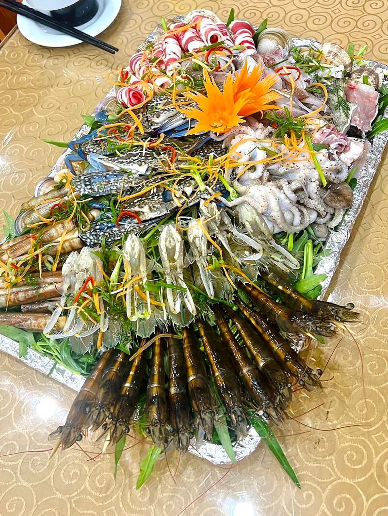 Top 8 buffet hải sản Hạ Long chất lượng cao với hương vị hấp dẫn 8