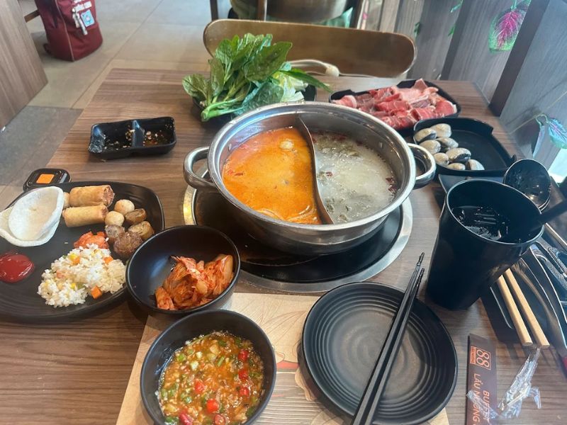 10 quán buffet lẩu nướng ngon nhất Sài Gòn: Nhiều món và giá hợp lý 10