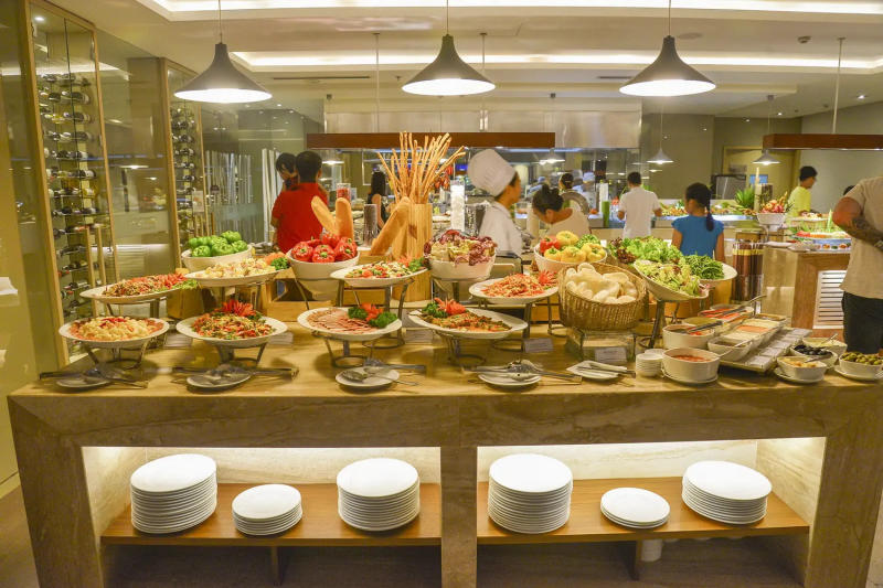 Top 10 địa chỉ buffet ngon ở Sài Gòn đốn tim hội mê ăn uống 9