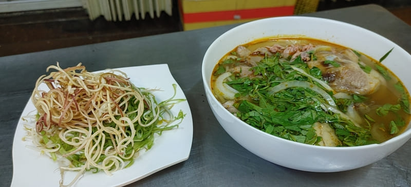 10 quán Bún bò Gò Vấp nức tiếng mà bạn nên thử qua 7