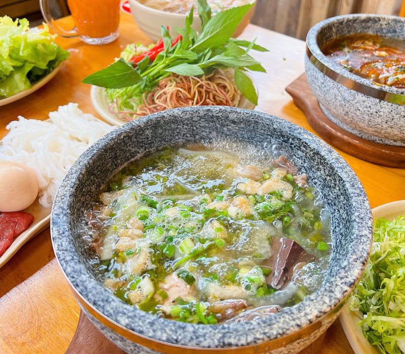 Top 10 quán bún bò thố đá Đà Lạt nóng hổi, ăn là nhớ mãi 3